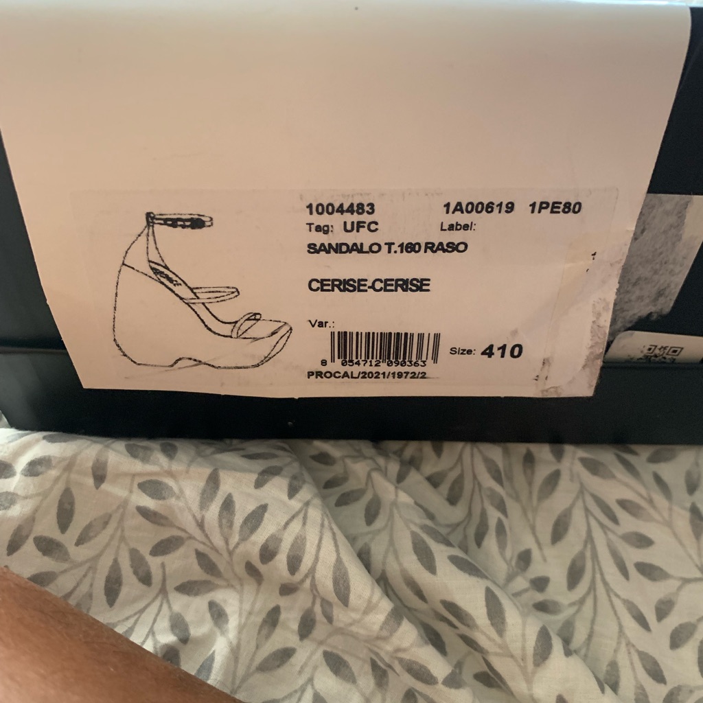 Brand New In The Box Never Worn Size 41